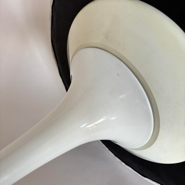 Mid-Century Modern Tulip Stool by Eero Saarinen for Knoll, 1970s For Sale - Image 3 of 7