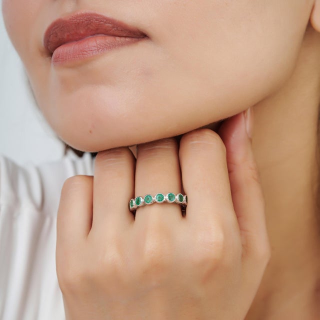 Certified 2.3 Ct Natural Emerald Milgrain Eternity Wedding / Anniversary Band Ring - Size 8.5 For Sale - Image 4 of 14
