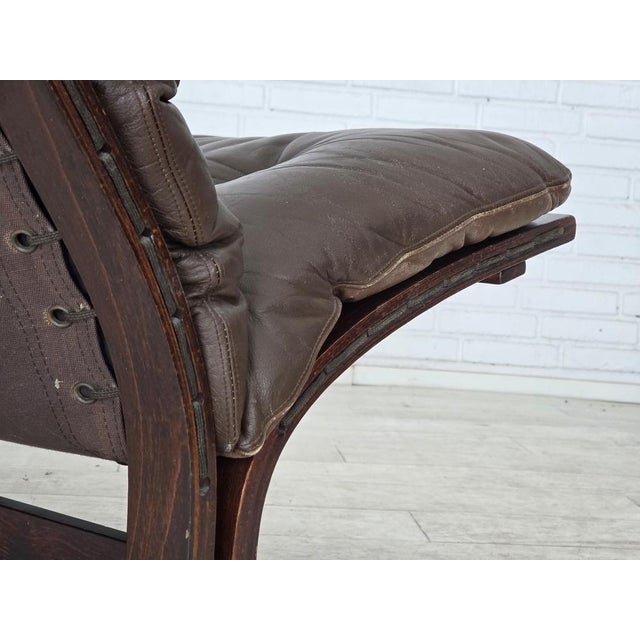 Brown Norwegian Model Siesta Chairs and Ottoman by Ingmar Relling for Westnofa, 1970s, Set of 3 For Sale - Image 8 of 17