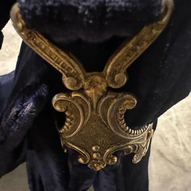 Blue 1970s Gorgeous Blue and Turquoise Velvet and Brass Shoulder Bag by Beghé Reation For Sale - Image 8 of 14