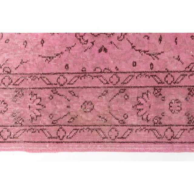 Mid 20th Century Light Pink Home Decor Carpet For Sale - Image 4 of 10