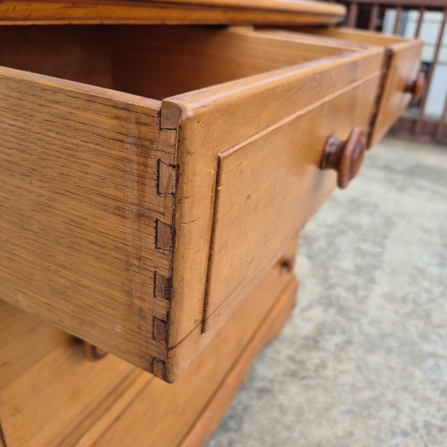 Brown Early 20th Century American Solid Maple Two Over Two Chest of Drawers Dresser For Sale - Image 8 of 15