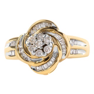 10K Yellow Gold 1/2 Cttw Round and Baguette Diamond Flower Swirl Cocktail Ring (I-J Color, SI2-I1 Clarity) - Ring Size 7 For Sale