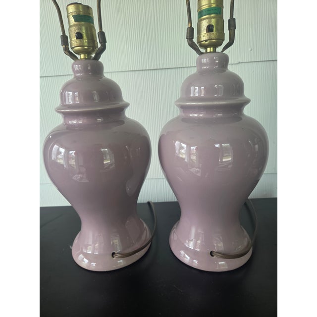 Postmodern Vintage Postmodern Lavender Ceramic Ginger Jar Table Lamps - A Pair For Sale - Image 3 of 5