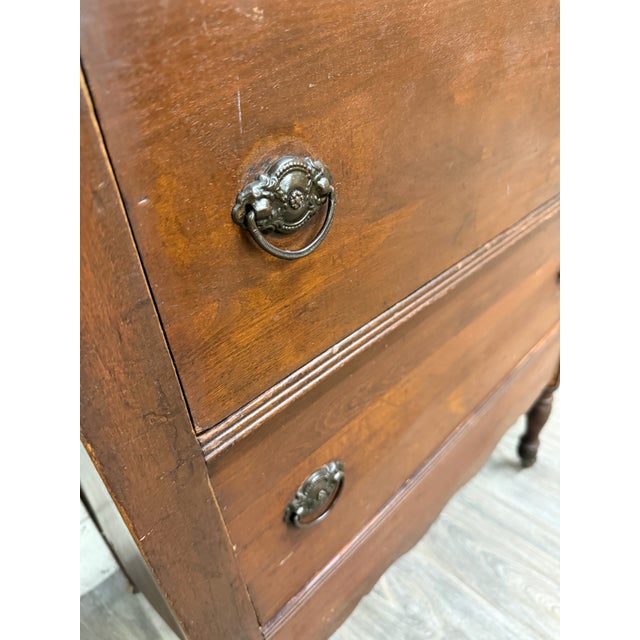 Antique Late Victorian Walnut Chest of Drawers For Sale - Image 10 of 17