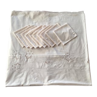 Vintage Ecru Cotton/Linen Cutwork Table Cloth and Napkins For Sale