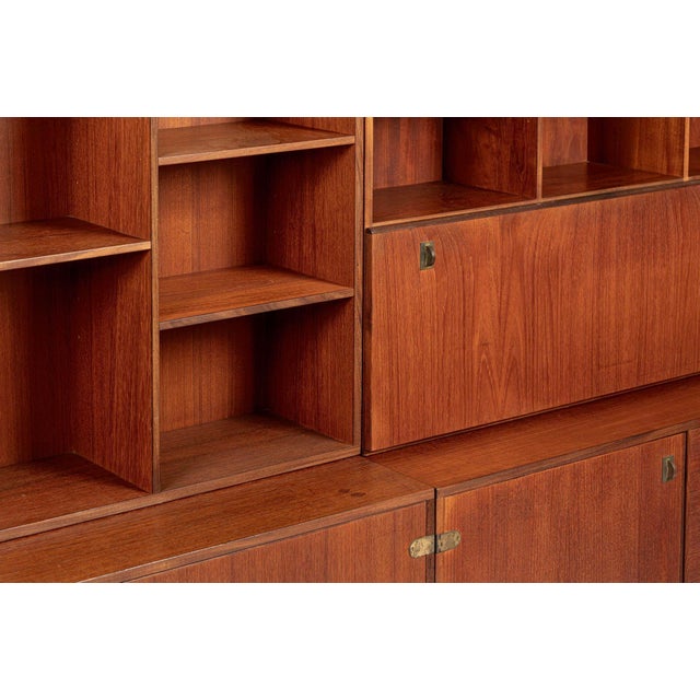 Mid-Century Danish Teak Wall Unit Bookcase by Peter Løvig Nielsen, Pair, 1960s For Sale - Image 13 of 18