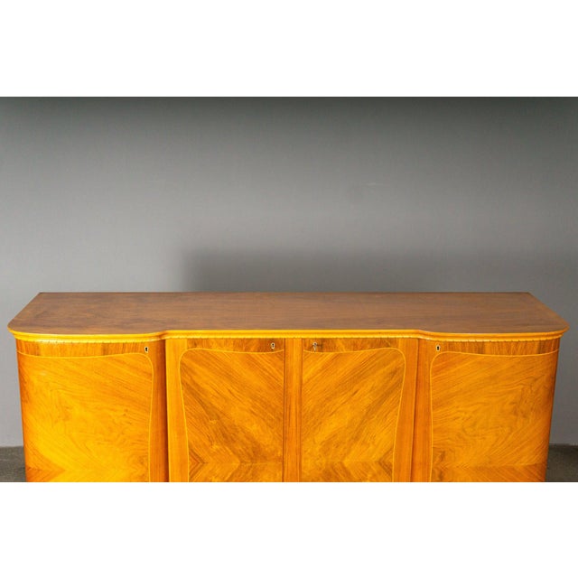 Brown Art Deco Style Sideboard in Walnut For Sale - Image 8 of 18