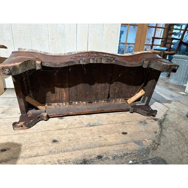 Mid 19th Century Elegant Empire/Victorian Armless Parlor Settee For Sale - Image 4 of 4