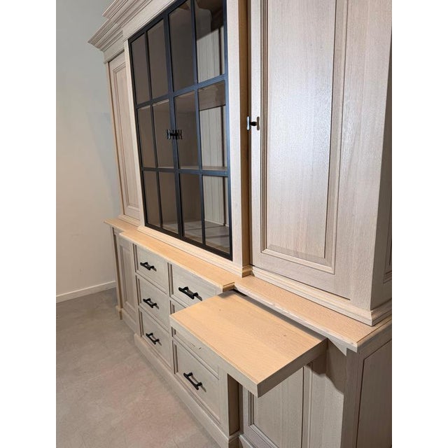 Bring timeless craftsmanship and elegant storage into your home with this impressive R R Interiors oak display cabinet /...