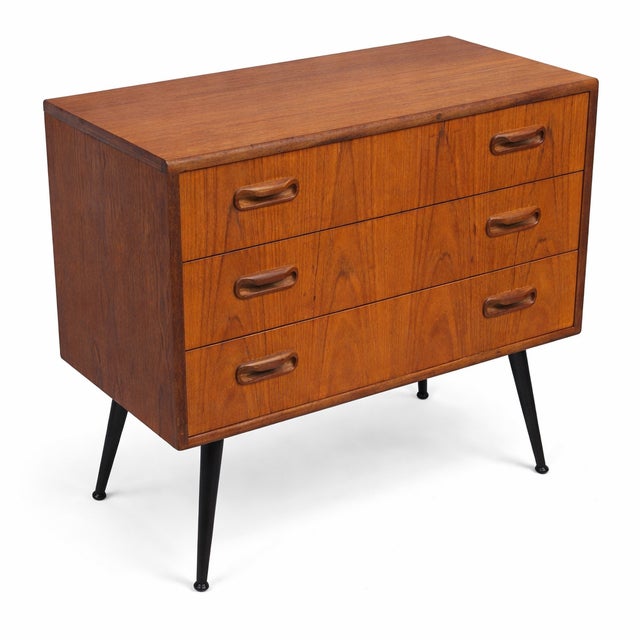 Mid-Century Modern Teak Fresco Chest of Drawers with Tapered Legs from G Plan, 1960s For Sale - Image 3 of 17