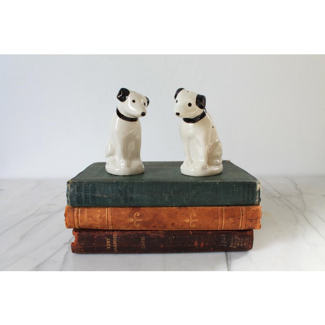 Late 20th Century Vintage Rca Victor Dog Nipper Ceramic Salt and Pepper Shakers "His Master’s Voice" For Sale - Image 5 of 11