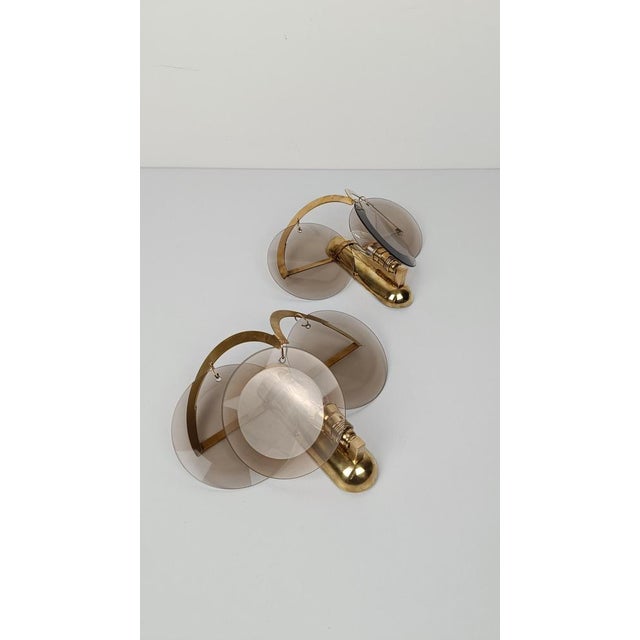 Sconces in Brass and Smoked Bevelled Glass Discs by Sciolari, Italy, 1970s, Set of 2 For Sale - Image 18 of 18