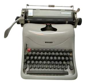 Olivetti Lexikon 80 Typewriter