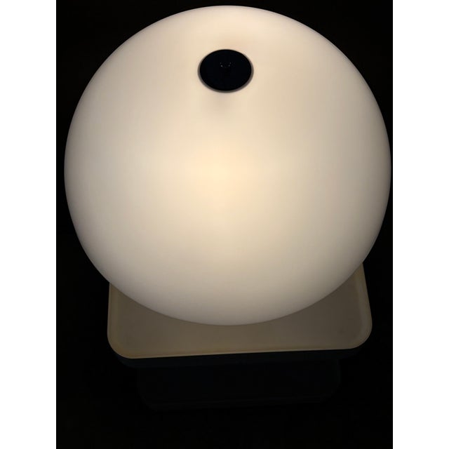 Model D-2128 Mushroom Table Lamp from Raak Amsterdam, Netherlands, 1970s, in Very Good conditions. Designed 1960 to 1969...