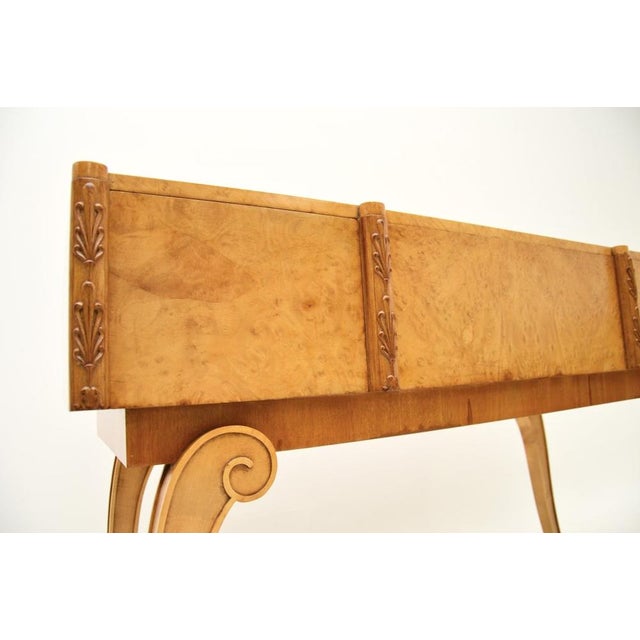 Brown Art Deco Burr Walnut Console Table attributed to Hille, 1920s For Sale - Image 8 of 10