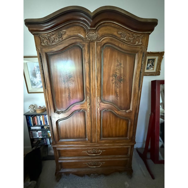 1960s Drexel Heritage French Provincial Wardrobe Armoire For Sale In Sacramento - Image 6 of 9