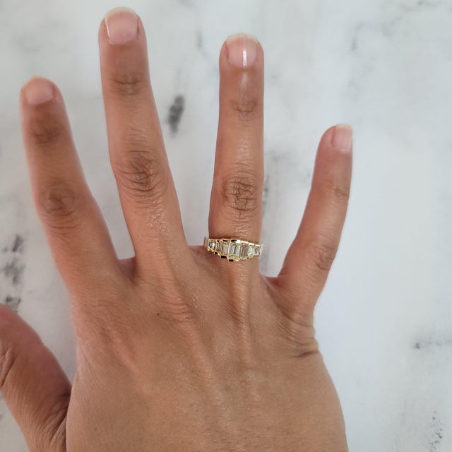 ♥ Ring Summary ♥ Main Stone: Diamond Approx. Carat Weight: 1.25cttw Diamond Clarity: VS2 Diamond Color: G Band Material:...