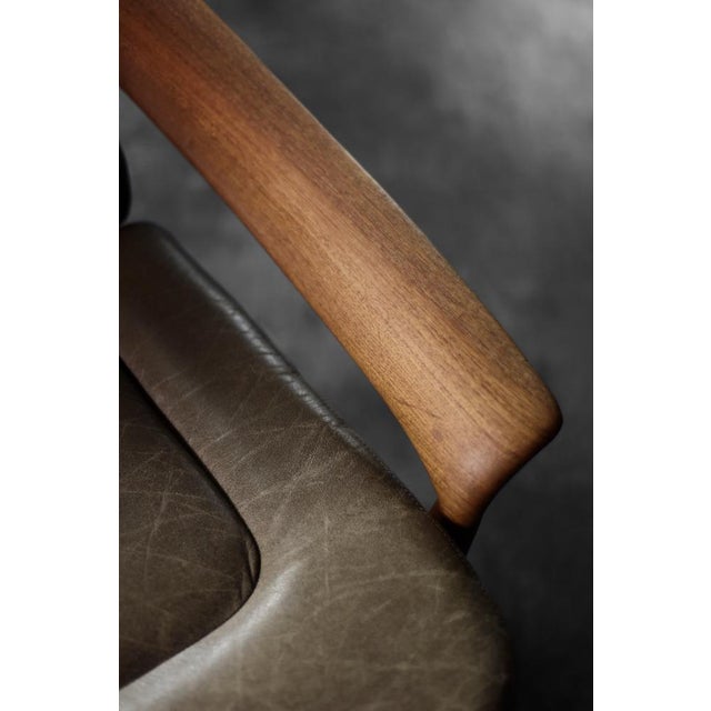 1960s Mid-Century Danish Modern Teak Wood & Brown Leather High Armchair with Reclining Backrest, 1960s For Sale - Image 5 of 18