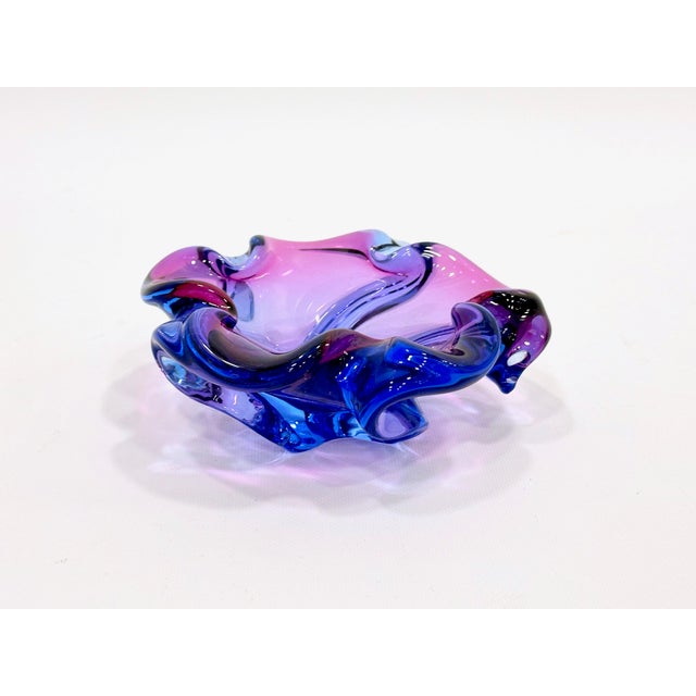 1960s Art Glass Ashtray attributed to Josef Hospodka for Chribska Sklarna, 1960s For Sale - Image 5 of 6