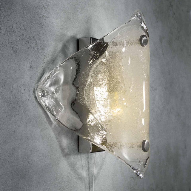 Mid-Century Modern Vintage Wall Sconce in Frosted Ice Glass from Kalmar Leuchten, Austria, 1970s, Set of 2 For Sale - Image 3 of 10