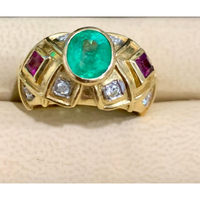 Oval Emerald , Pink Tourmaline Diamond Ring 18 Karat Yellow Gold, Size 6.5 For Sale - Image 4 of 18