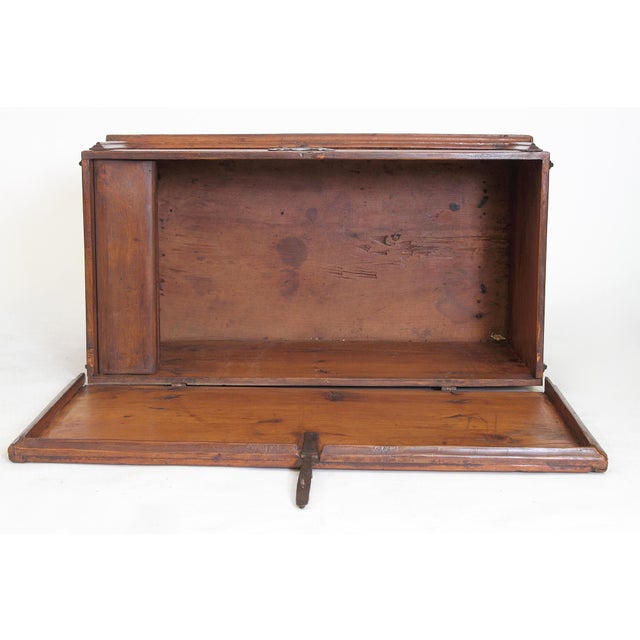 Late 18th Century An 18th Century Spanish Colonial Pine Coffer, With Key For Sale - Image 5 of 10