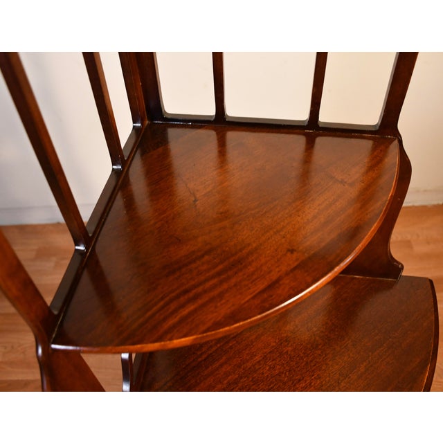 Traditional 1940s English Regency Mahogany Corner Etageres Display Cabinet For Sale - Image 3 of 13