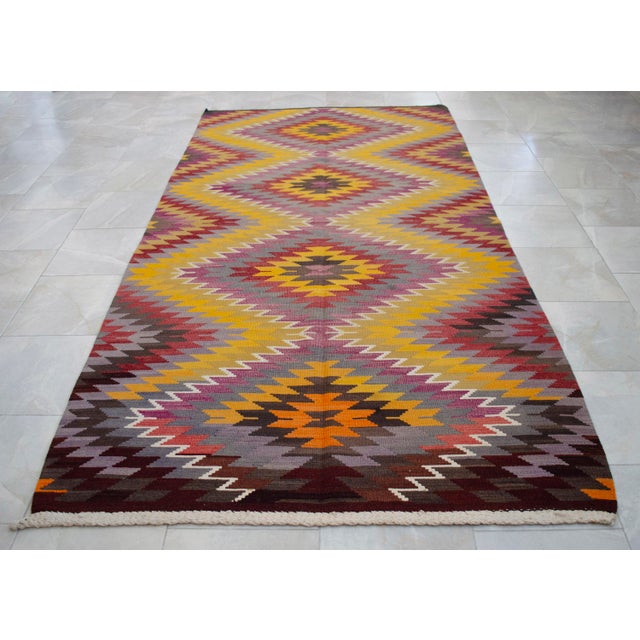 Vintage Turkish Handwoven Kilim Rug – Tribal Flatweave, Boho Farmhouse Style – 5′5″ X 10′6″ For Sale - Image 6 of 12
