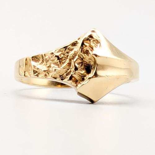 Ring in 14k Gold For Sale - Image 4 of 4