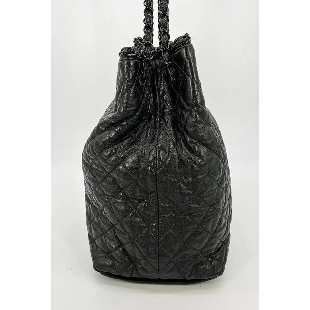 Chanel Chanel Grey Metallic Leather Chain Me Shoulder Bag Tote For Sale - Image 4 of 11