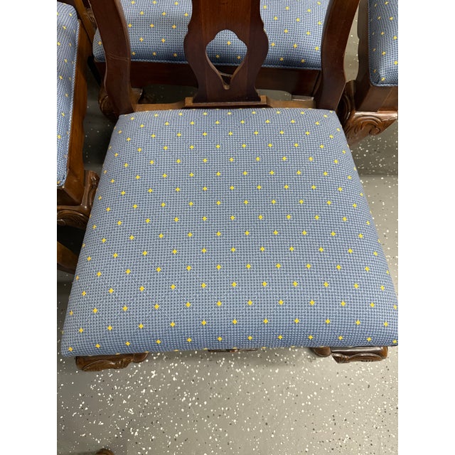 1980s Vintage Pennsylvania House Queen Anne Style Dining Chairs (8) For Sale - Image 5 of 10