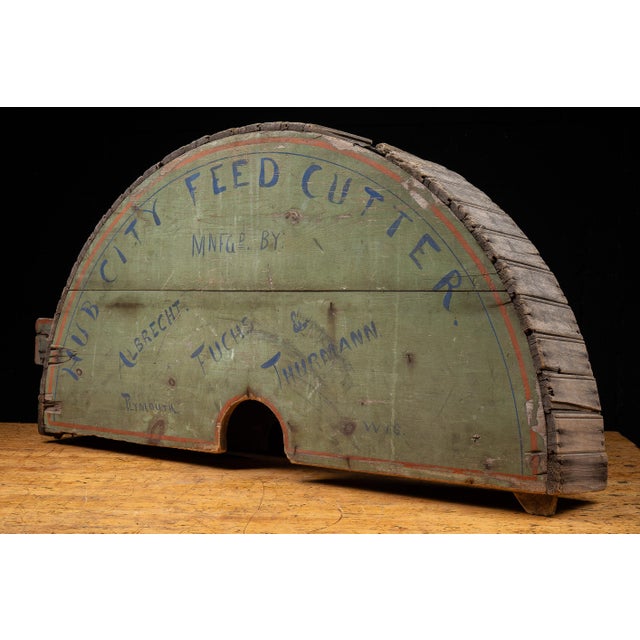 Early 20th C. "Hub City" Feed Cutter Wooden Sign by Albrecht, Fuchs & Thurmann For Sale - Image 4 of 16