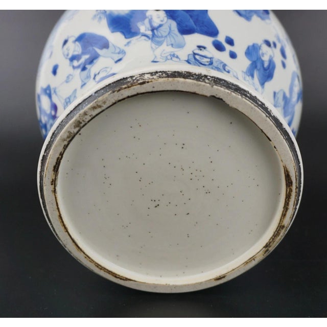 Antique Chinese Blue & White "Hundred Boys" Porcelain Vase With Wooden Cover (Kangxi Period) For Sale - Image 4 of 13