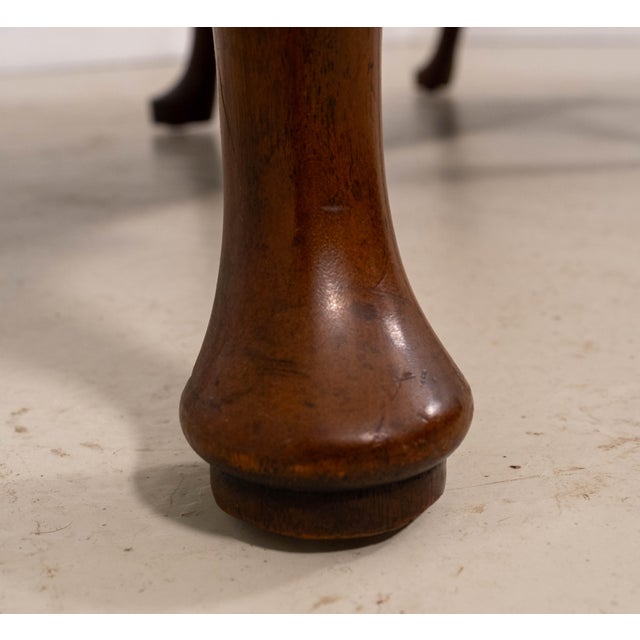 Brown Kittinger Cw-154 Queen Anne Style Six-Legged Settee For Sale - Image 8 of 18