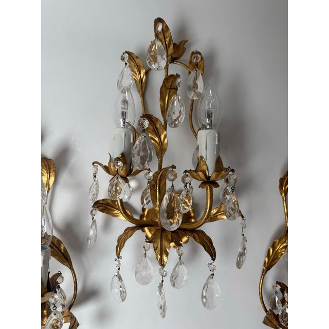 Hollywood Regency Venetian Hollywood Regency Gilt Crystal Wall Lights, Italy, 1970s, Set of 3 For Sale - Image 3 of 18