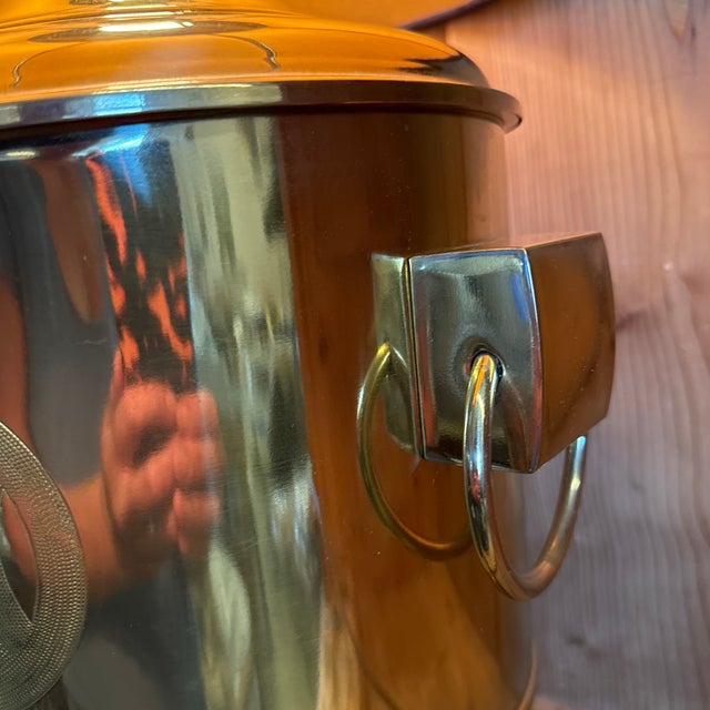 1970s Large Vintage Chinoiserie Motif Brass Drum Table Lamp on Wooden Base Thomas Cooper For Sale - Image 5 of 11