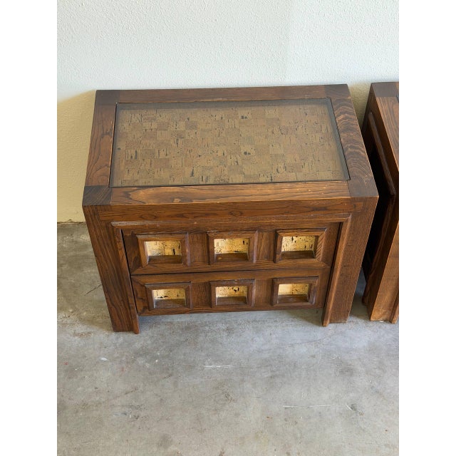 Wood Brutalist Nightstands 1970s – Vintage Mid Century Modern Textured Oak Bedside Tables, A Pair For Sale - Image 7 of 9