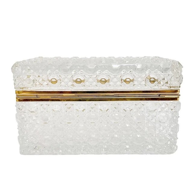 Mid 20th Century French Diamond Cut Crystal Hinged Box For Sale In San Diego - Image 6 of 8