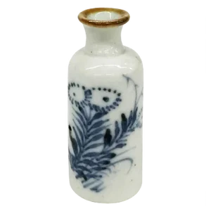 Small Chinese Blue & White Porcelain Vase, Kangxi