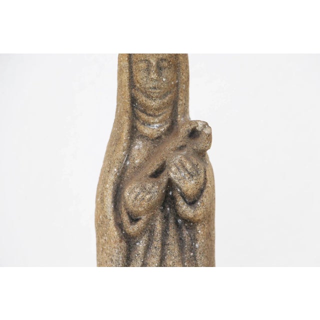 Late 19th Century Carved Granite Holy Mary With Baby Jesus Figurine For Sale - Image 4 of 13