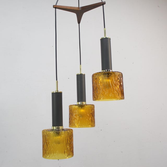 Gold Mid-Century Cascade Lamp, 1960s For Sale - Image 8 of 11