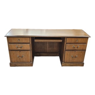 Mid 20th Century Stanley Furniture Walnut Desk For Sale