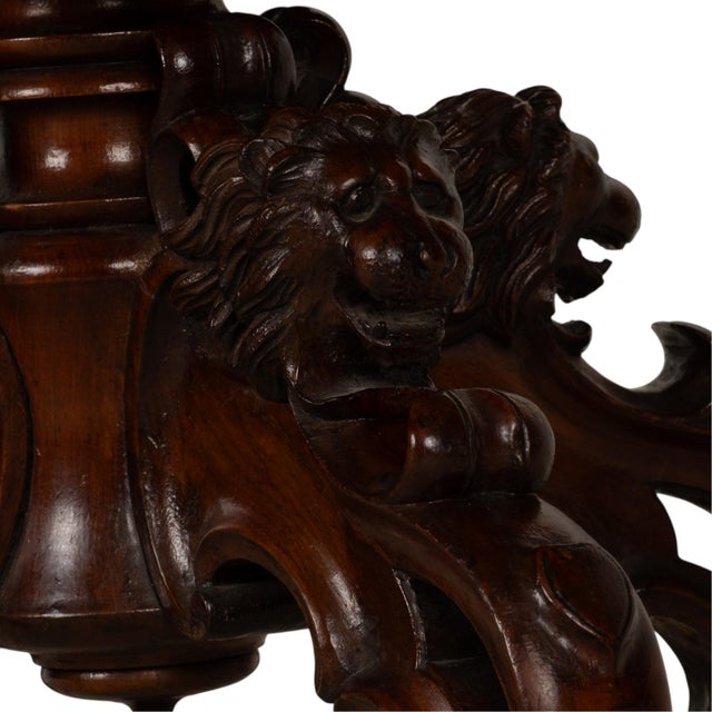 19th Century Renaissance Revival Carved Lion Oval Center Table For Sale In Tampa - Image 6 of 17