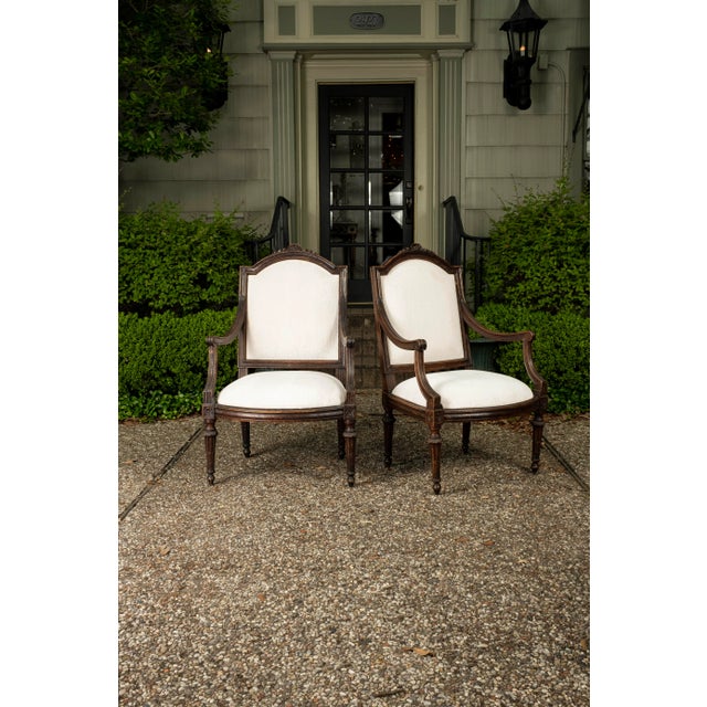 Pair of 18th Century Tuscan Walnut Chairs For Sale In Houston - Image 6 of 12