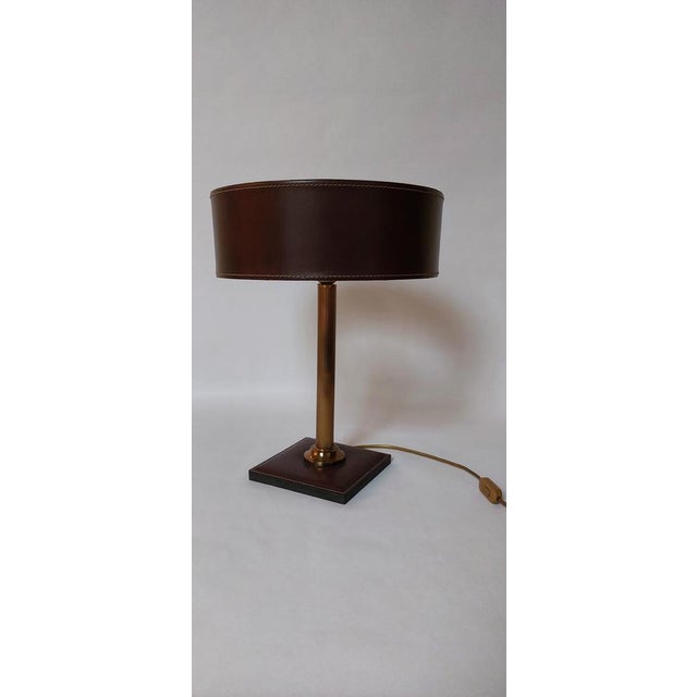 Square Base Table Lamp in Brown Leather attributed to Jacques Adnet for ILG For Sale - Image 6 of 18