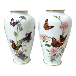 Franklin Porcelain the Meadowland Butterfly Vase John Wilkinson 1981. Set of 2