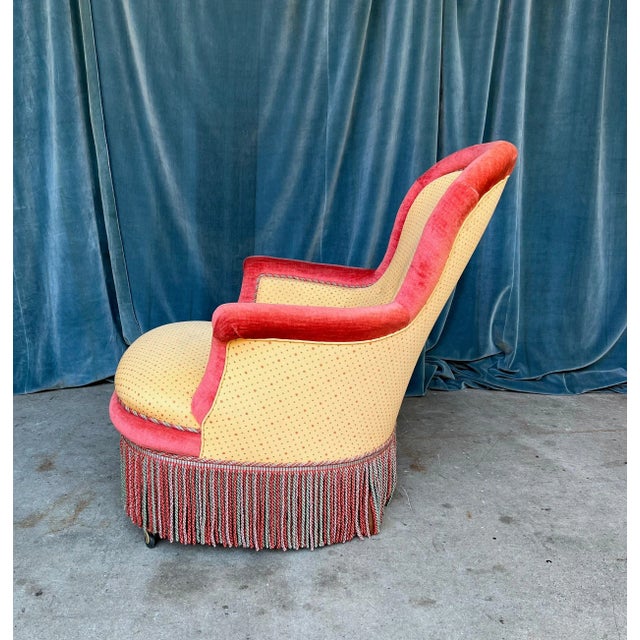 Gold Pair of Large Napoleon III Armchairs in Gold and Red For Sale - Image 8 of 12