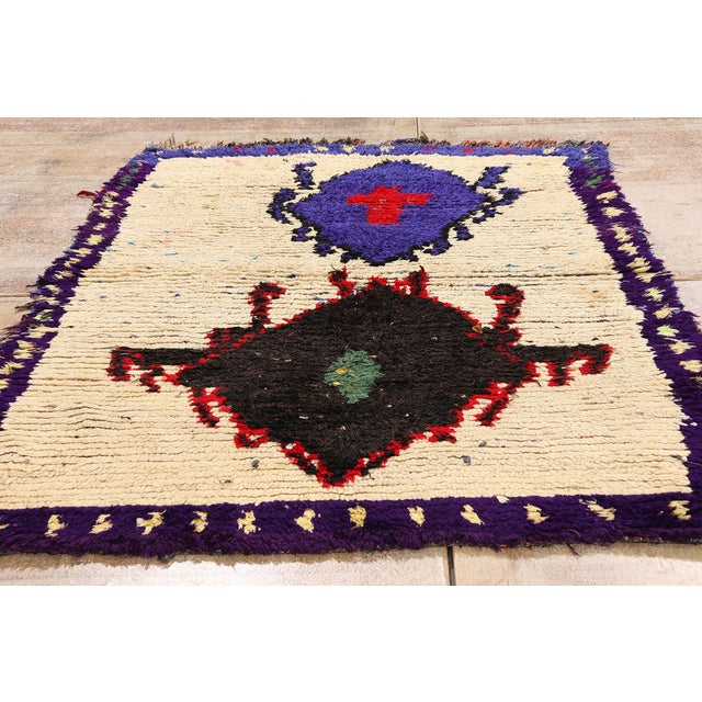Vintage Azilal Boucherouite Moroccan Rug, 03'11 X 05'09 For Sale - Image 9 of 10