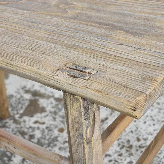 A lovely vintage wooden elm console table. A versatile table which would function equally well in the hall, kitchen or...